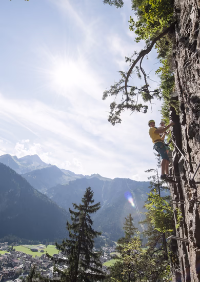 Klettern am Klettersteig © Andre Schönherr